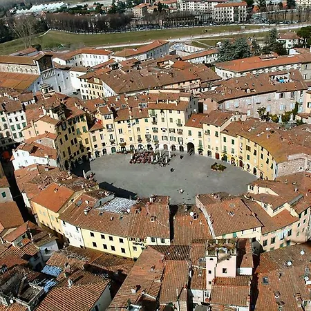 Casa Dei Marmi - In Toscana 10 Min Dal Mare